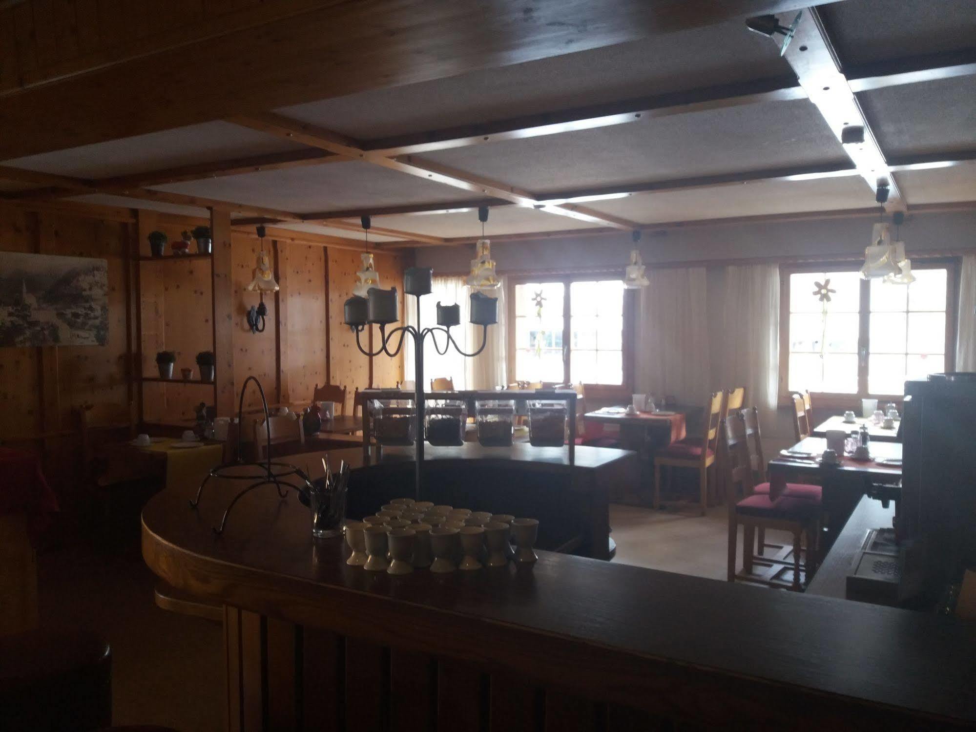 Hotel Schmitta Fiesch Eksteriør bilde